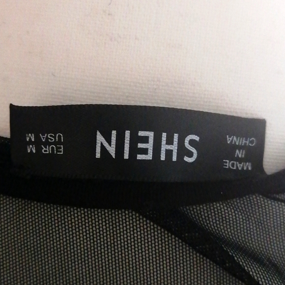 Elegant Dress - Picture 6 of 7